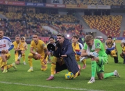 九游sports-塞维利亚发布备战花絮；今晨更衣室发声；西甲任务艰巨；更衣室氛围转暖的简单介绍-九游sports