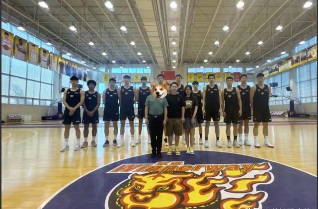 广东宏远发布备战花絮；加时末段伤情更新；CBA季后赛任务艰巨；赛季目标并未改变的简单介绍